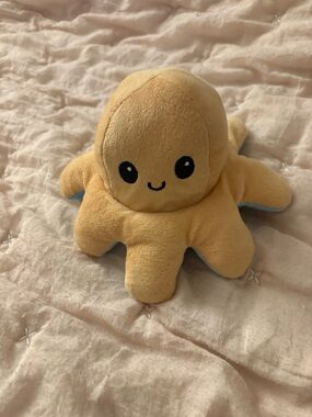 Teeturtle Reversible Emotion Octopus Plushie 4 inches